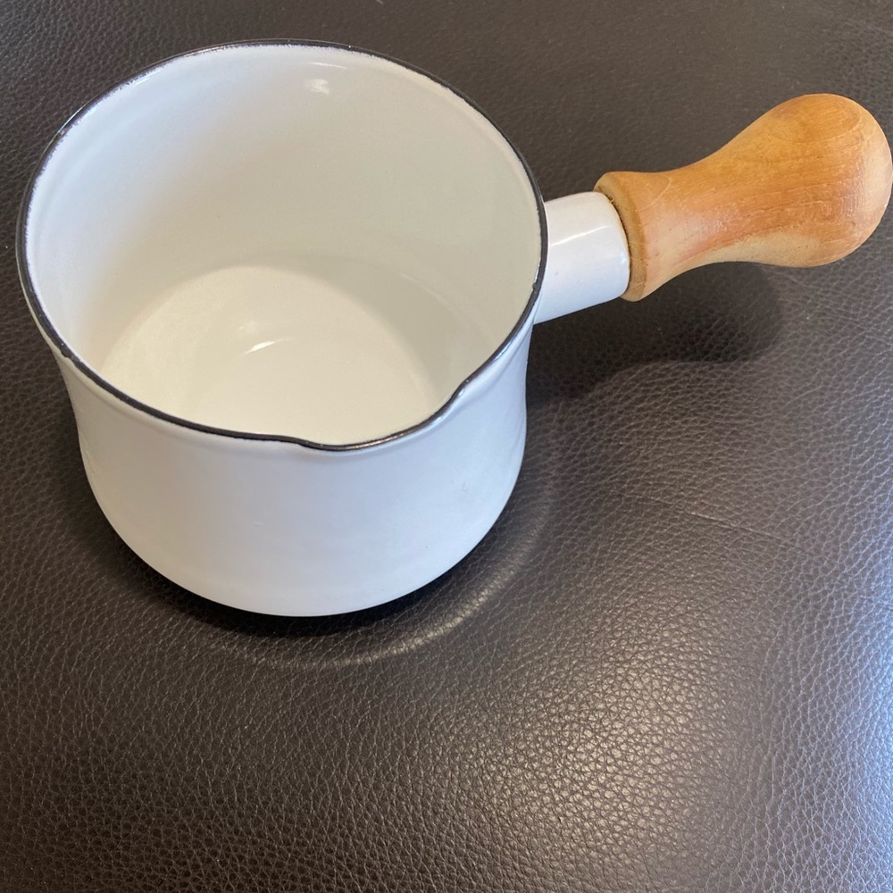 Like new/Dansk enamelware small pot